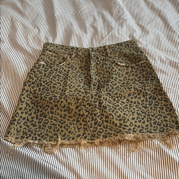 Leopard Print Frayed Hem Skirt - Picture 1 of 5